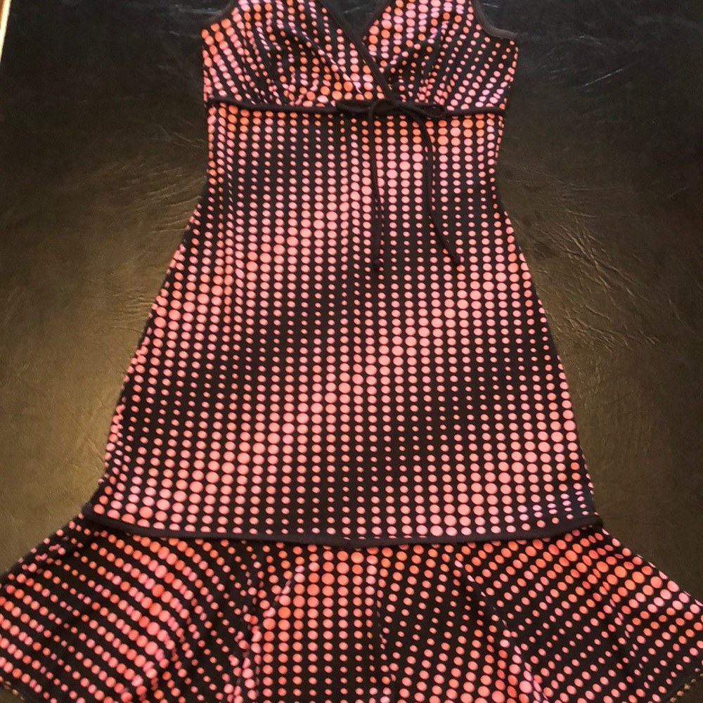 🌸Black w/Hot pink polka dot dress.